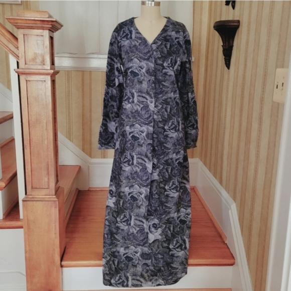 Tiburon Dresses & Skirts - TIBURON Anthropologie Maxi Dress Size Medium